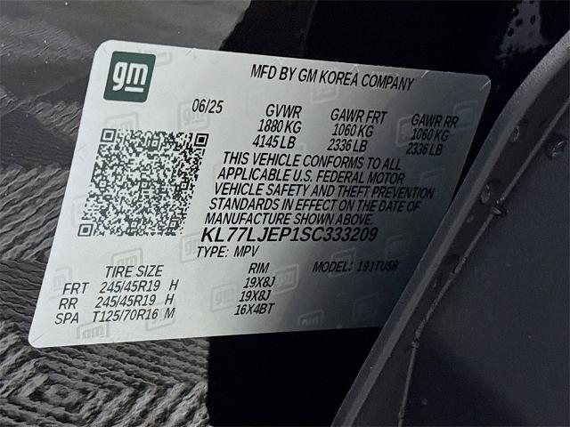 2025 Chevrolet Trax Vehicle Photo in PUYALLUP, WA 98371-4149