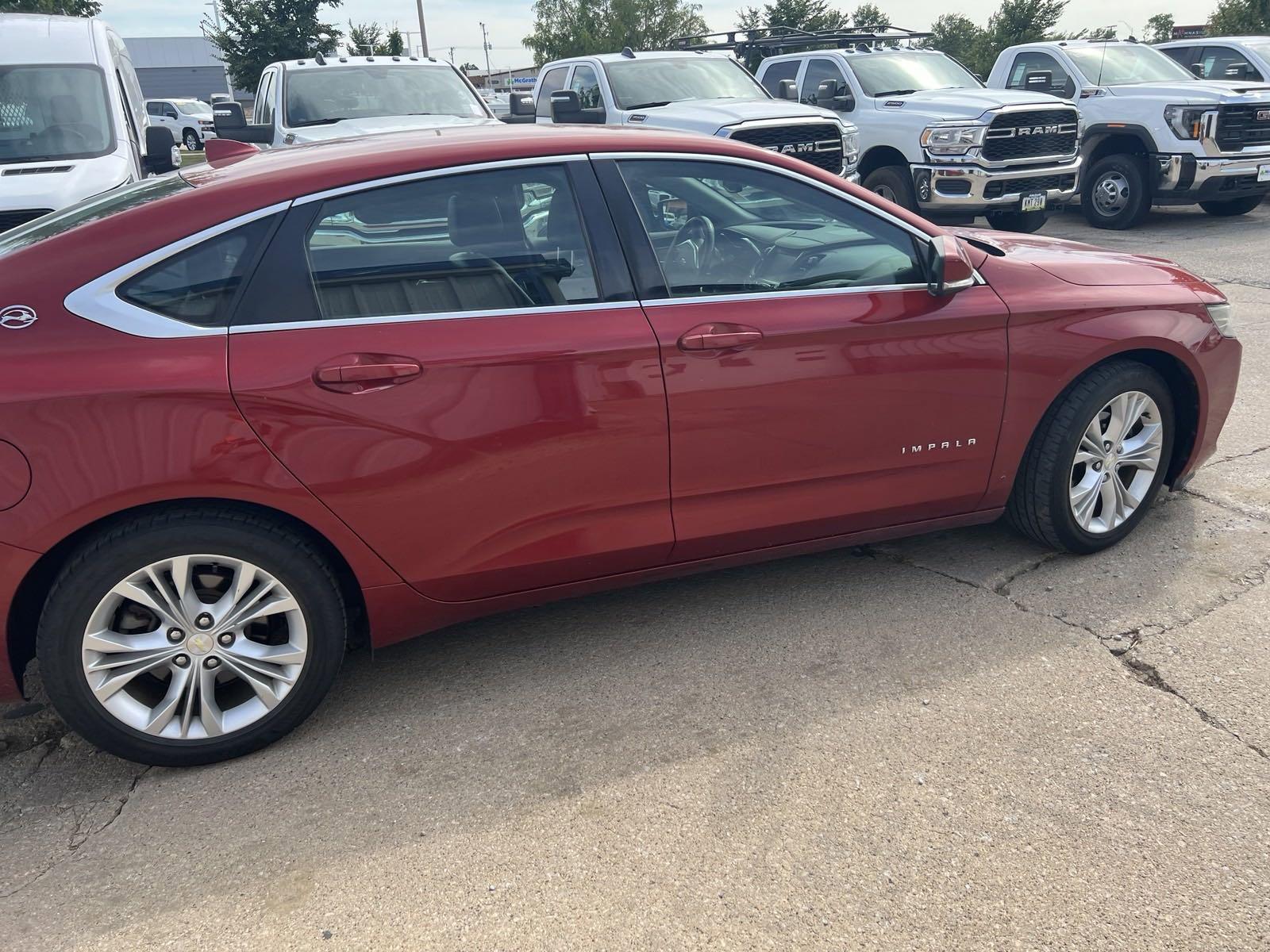 2014 Chevrolet Impala Vehicle Photo in Cedar Rapids, IA 52402
