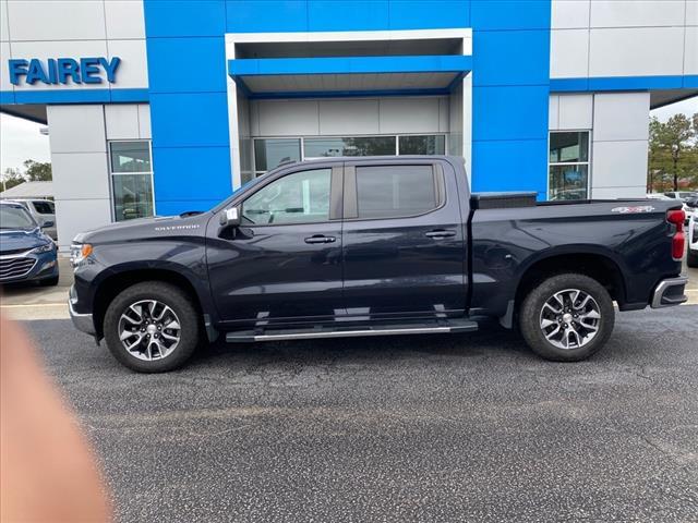 Used 2022 Chevrolet Silverado 1500 LT with VIN 1GCUDDET7NZ577241 for sale in Orangeburg, SC