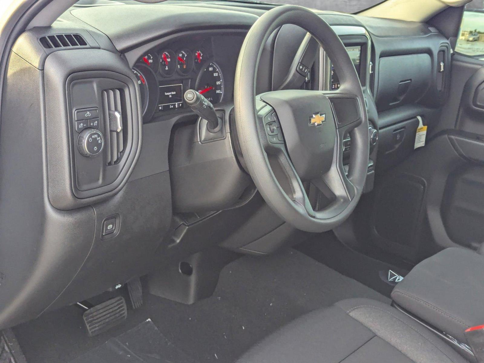 2025 Chevrolet Silverado 1500 Vehicle Photo in PEMBROKE PINES, FL 33024-6534