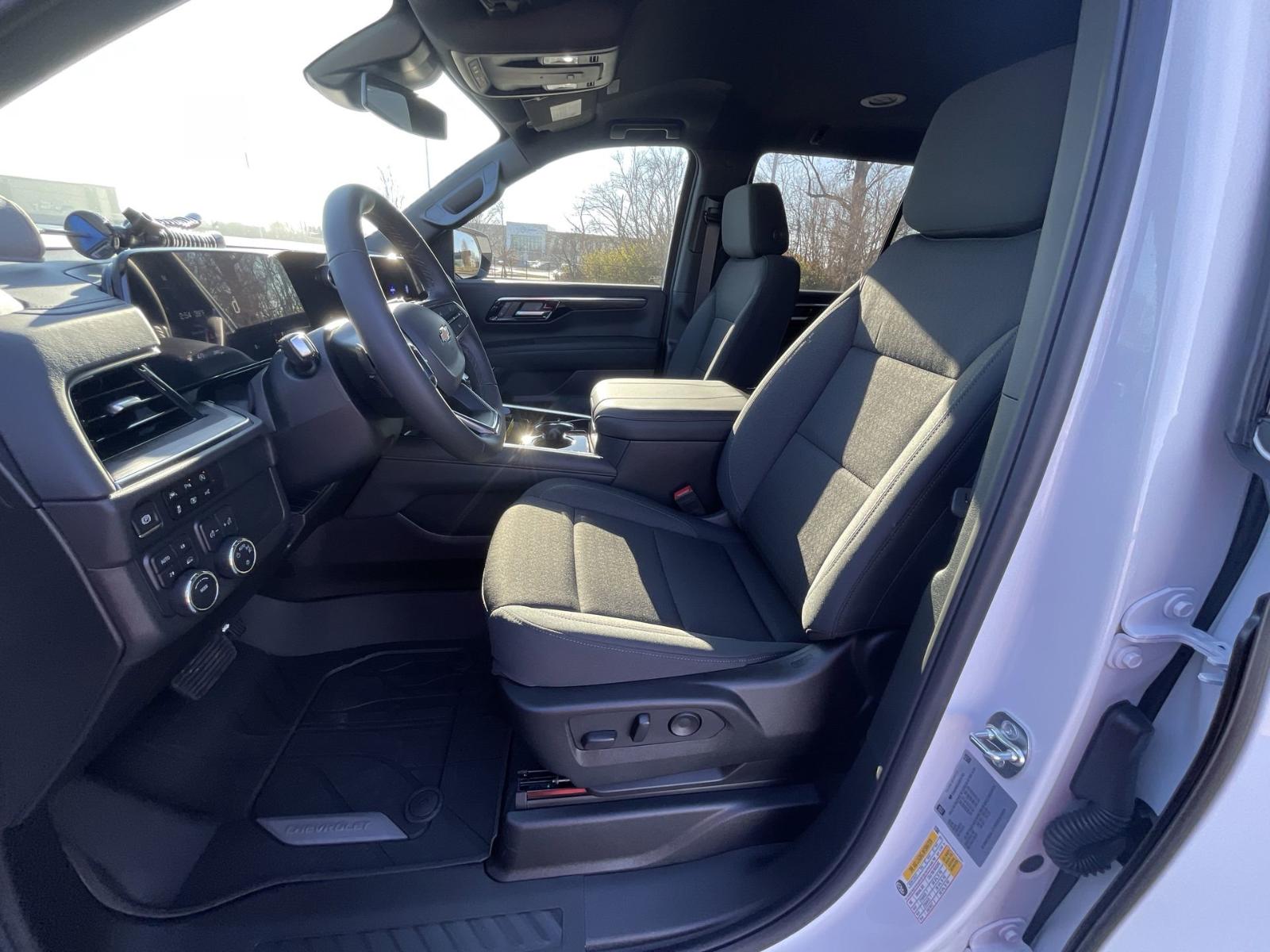 2025 Chevrolet Tahoe Vehicle Photo in BENTONVILLE, AR 72712-4322