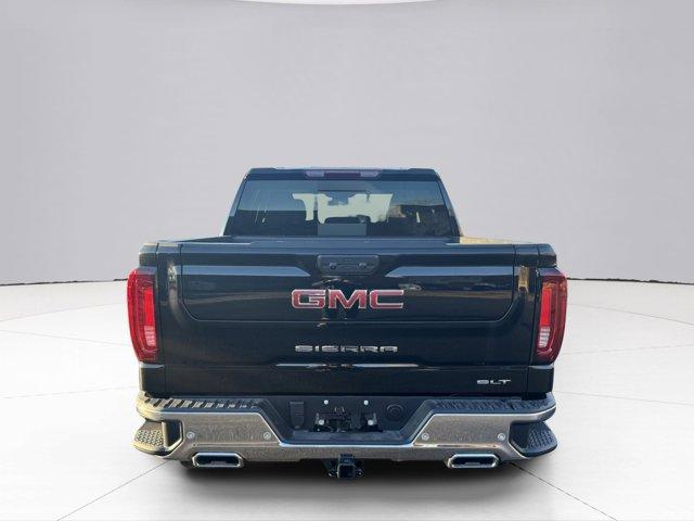 2025 GMC Sierra 1500 Vehicle Photo in LEOMINSTER, MA 01453-2952