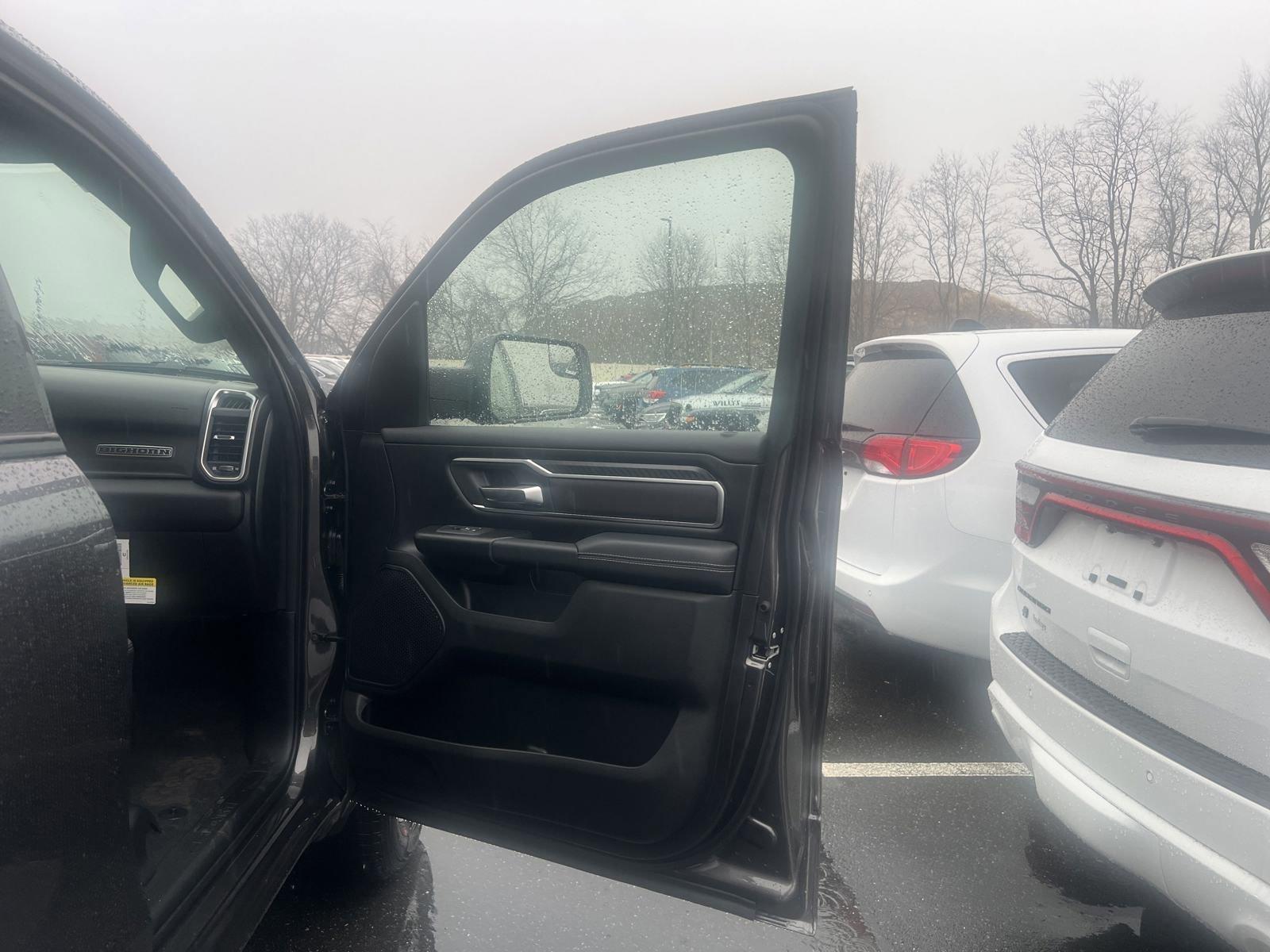 2025 Ram 1500 Vehicle Photo in Mechanicsburg, PA 17050-1707