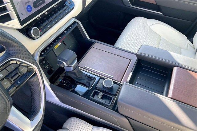 2022 Toyota Tundra 4WD Vehicle Photo in INDEPENDENCE, MO 64055-1314