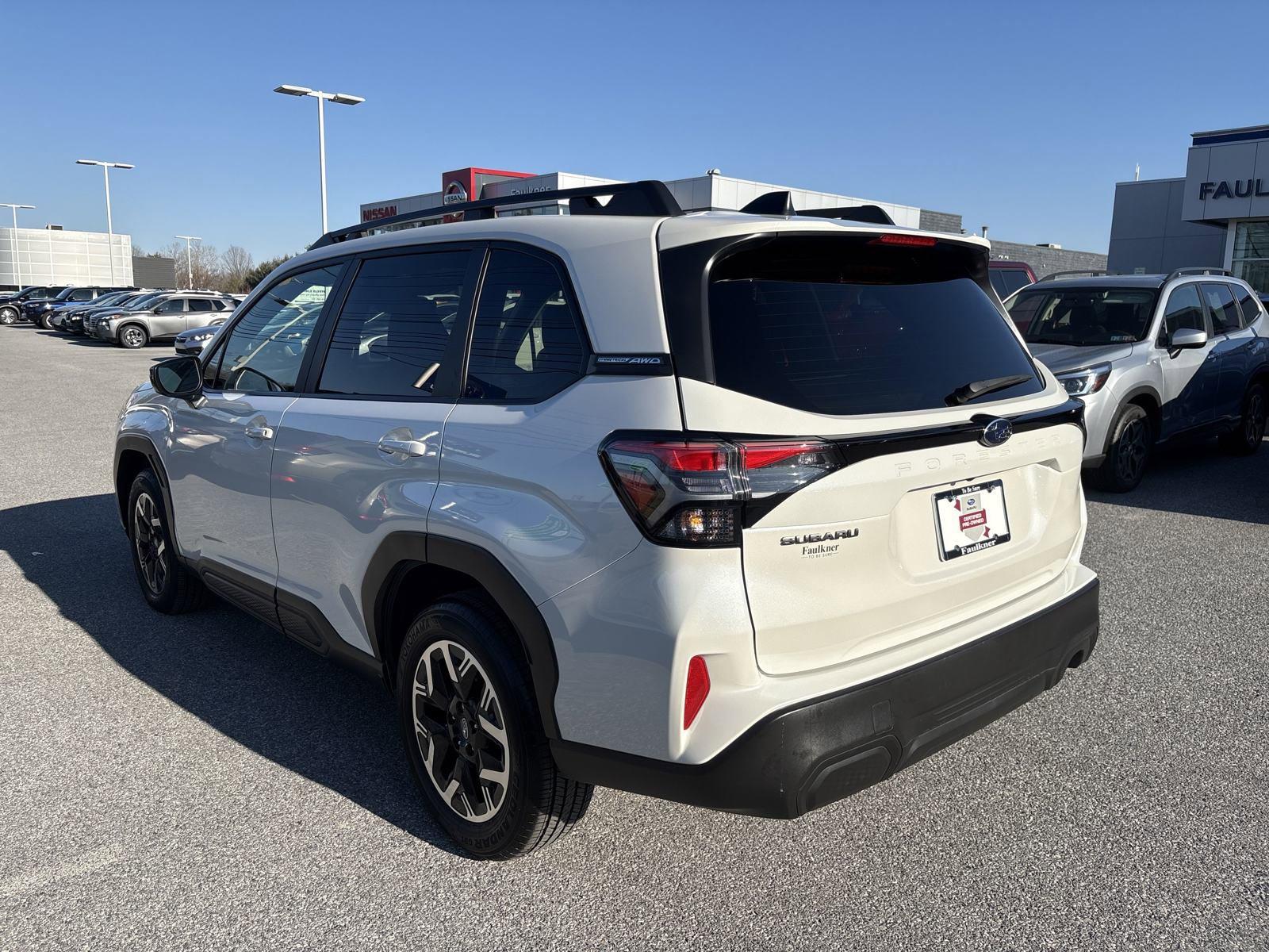 2025 Subaru Forester Vehicle Photo in Mechanicsburg, PA 17050