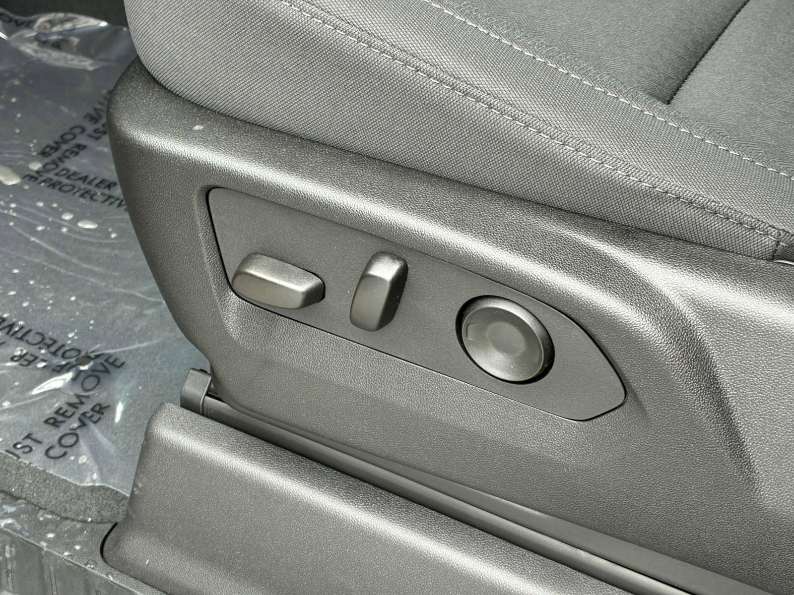 2025 Chevrolet Silverado 2500 HD Vehicle Photo in LOS ANGELES, CA 90007-3794
