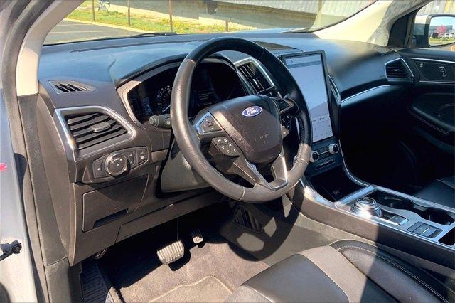 2022 Ford Edge Vehicle Photo in TOPEKA, KS 66609-0000