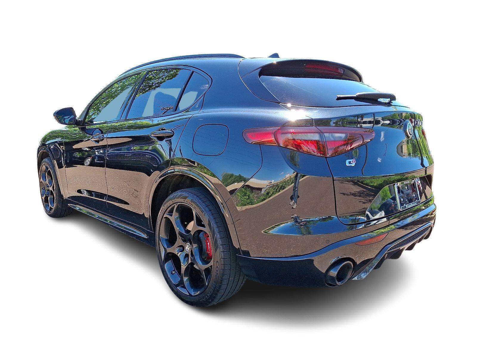 2022 Alfa Romeo Stelvio Vehicle Photo in Willow Grove, PA 19090
