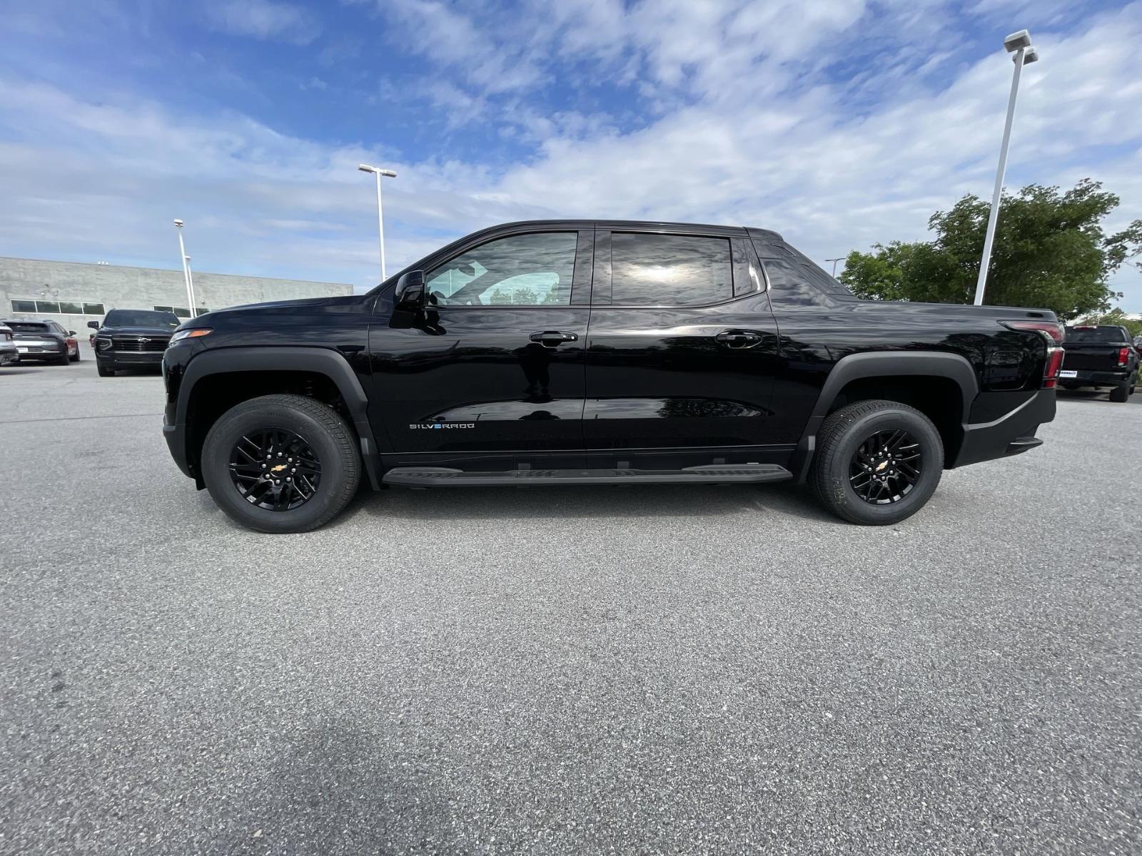 2025 Chevrolet Silverado EV Vehicle Photo in BENTONVILLE, AR 72712-4322
