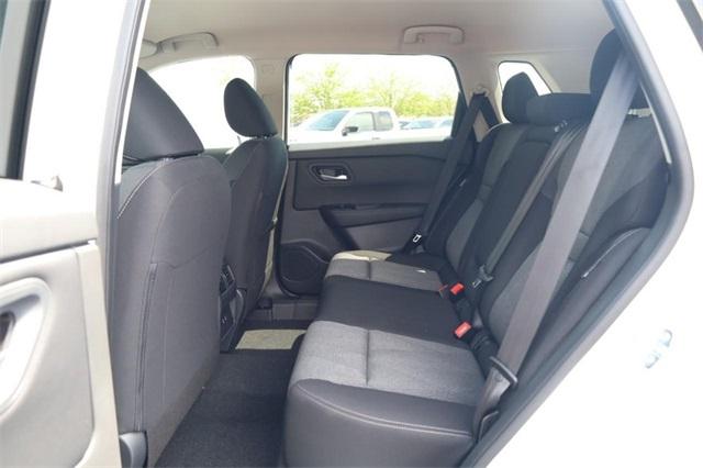 2025 Nissan Rogue Vehicle Photo in Hazelwood, MO 63042