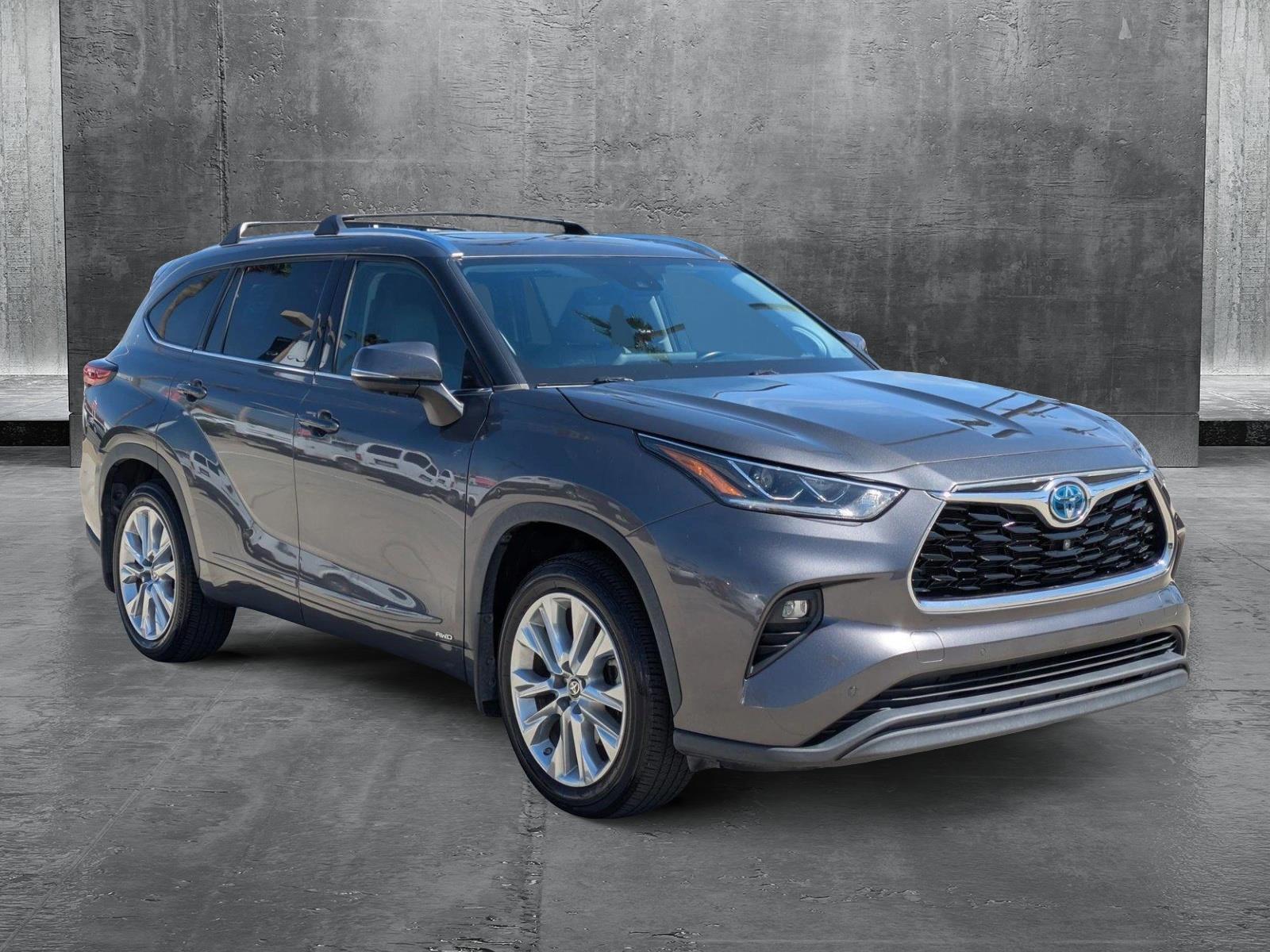 2022 Toyota Highlander Vehicle Photo in Tustin, CA 92782