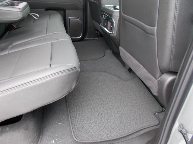 2025 GMC Sierra 2500 HD Vehicle Photo in LOWELL, MA 01852-4336