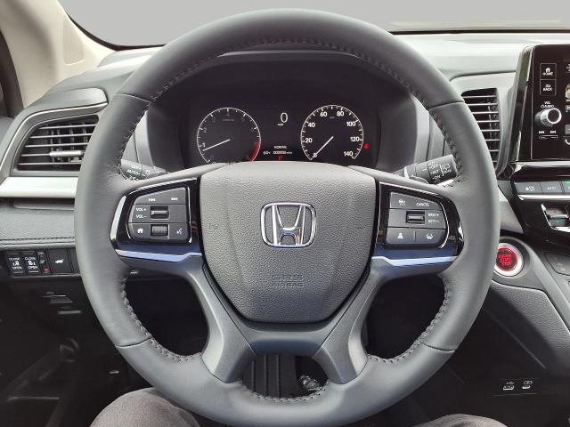 2025 Honda Odyssey Vehicle Photo in Oshkosh, WI 54904