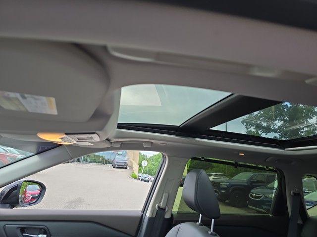 2023 Nissan Rogue Vehicle Photo in Pleasant Hills, PA 15236