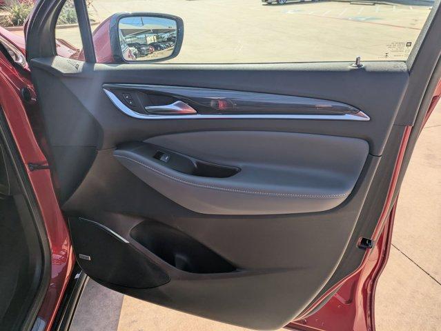2024 Buick Enclave Vehicle Photo in SELMA, TX 78154-1459