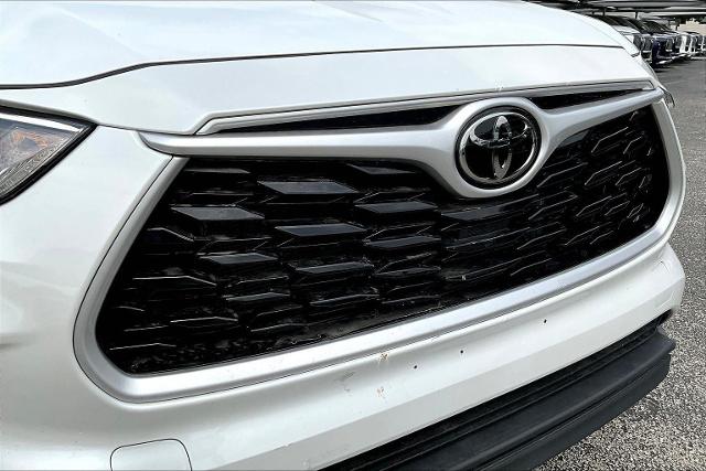 2023 Toyota Highlander Vehicle Photo in San Antonio, TX 78230