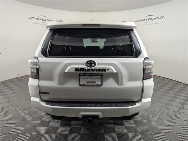 2016 Toyota 4Runner Vehicle Photo in ENGLEWOOD, CO 80113-6708
