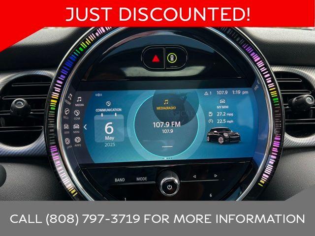 2022 MINI Cooper S Hardtop 4 Door Vehicle Photo in Kaneohe, HI 96744