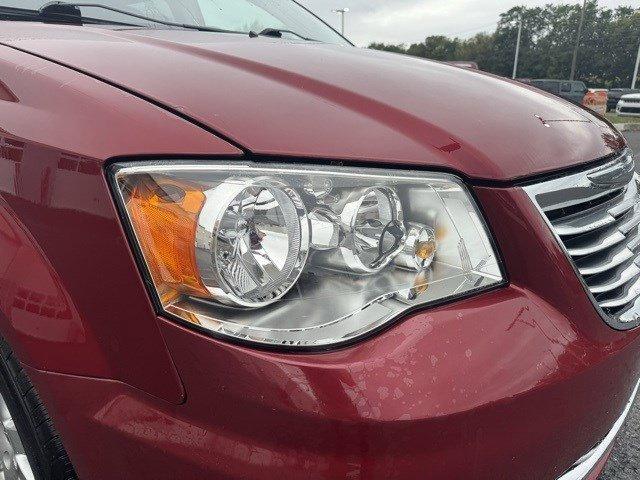 2012 Chrysler Town & Country Vehicle Photo in Mechanicsburg, PA 17050-1707