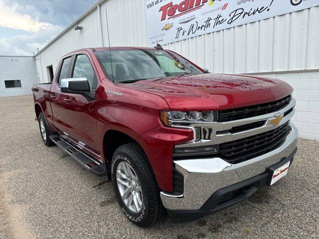 Used 2021 Chevrolet Silverado 1500 LT with VIN 1GCRYDEK2MZ364858 for sale in West Branch, MI