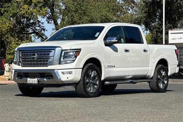 2022 Nissan Titan Vehicle Photo in ELK GROVE, CA 95757-8703