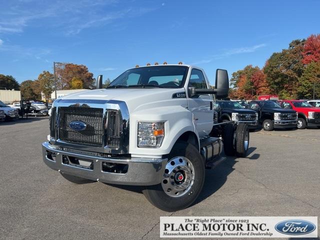 2025 Ford F-750SD Vehicle Photo in Webster, MA 01570-1415