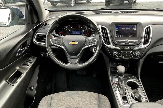 2022 Chevrolet Equinox Vehicle Photo in TOPEKA, KS 66609-0000