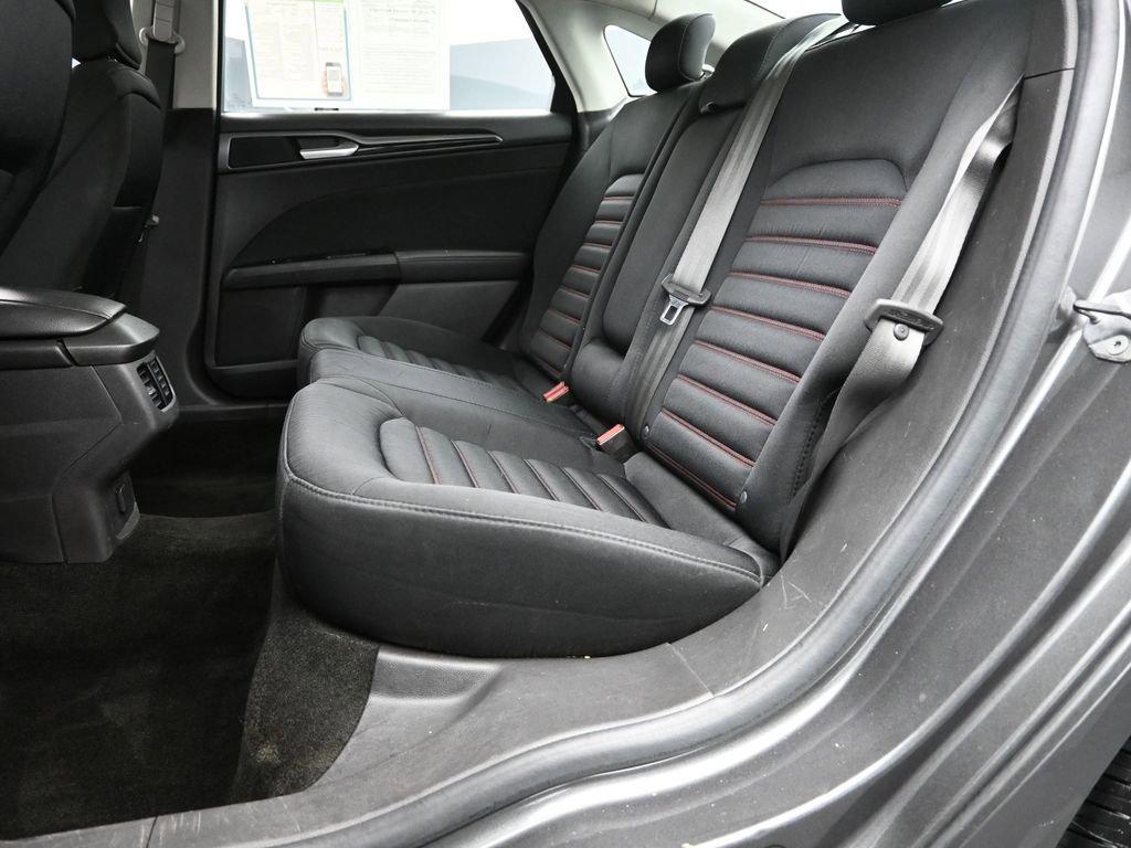 2016 Ford Fusion Vehicle Photo in Cedar Rapids, IA 52402