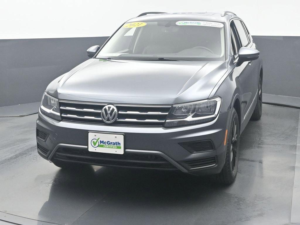 2021 Volkswagen Tiguan Vehicle Photo in Marion, IA 52302