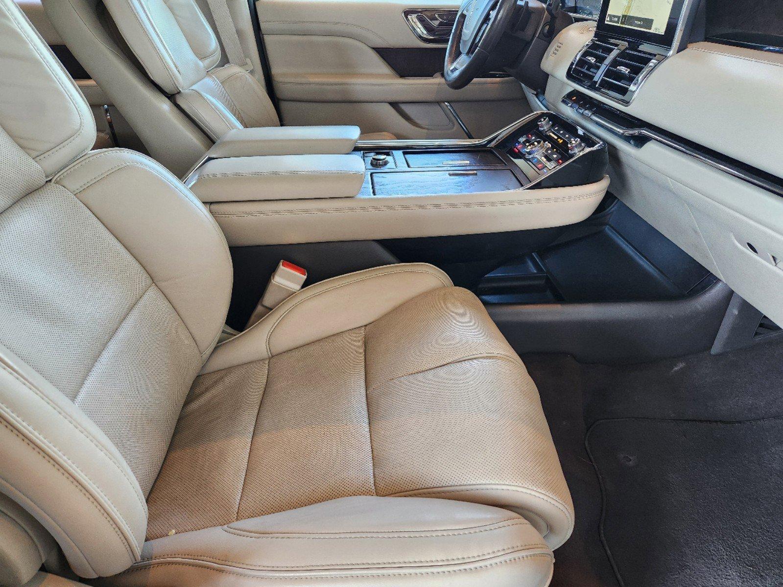 2019 Lincoln Navigator Vehicle Photo in HOUSTON, TX 77079-1502