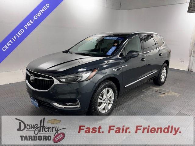 Buick Enclave's photo