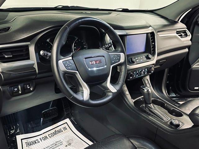 2017 GMC Acadia Vehicle Photo in MEDINA, OH 44256-9631