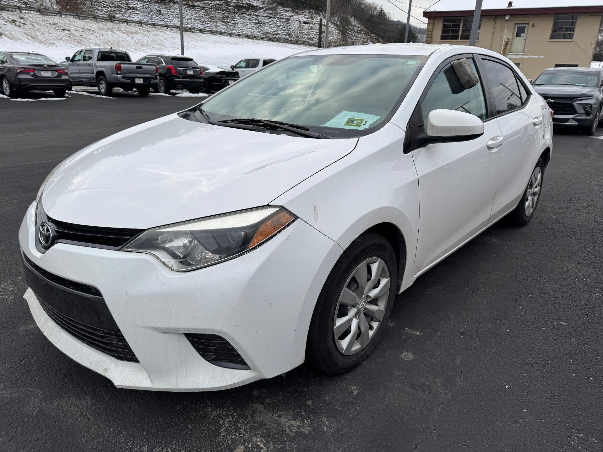 Used 2016 Toyota Corolla LE with VIN 5YFBURHE7GP550877 for sale in Pikeville, KY