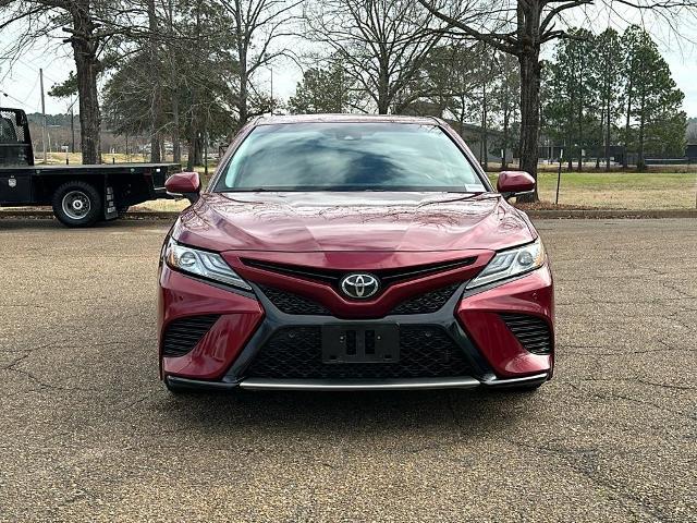 Used 2018 Toyota Camry XSE with VIN 4T1B61HK9JU673958 for sale in Brandon, MS