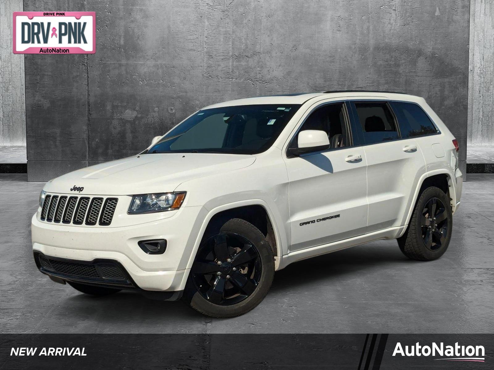 2015 Jeep Grand Cherokee Vehicle Photo in St. Petersburg, FL 33713