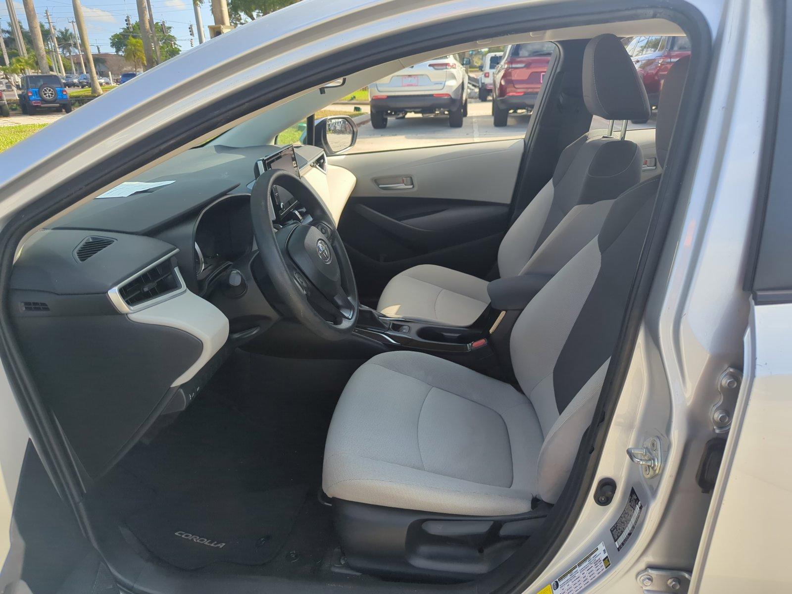 2020 Toyota Corolla Vehicle Photo in Pembroke Pines, FL 33027