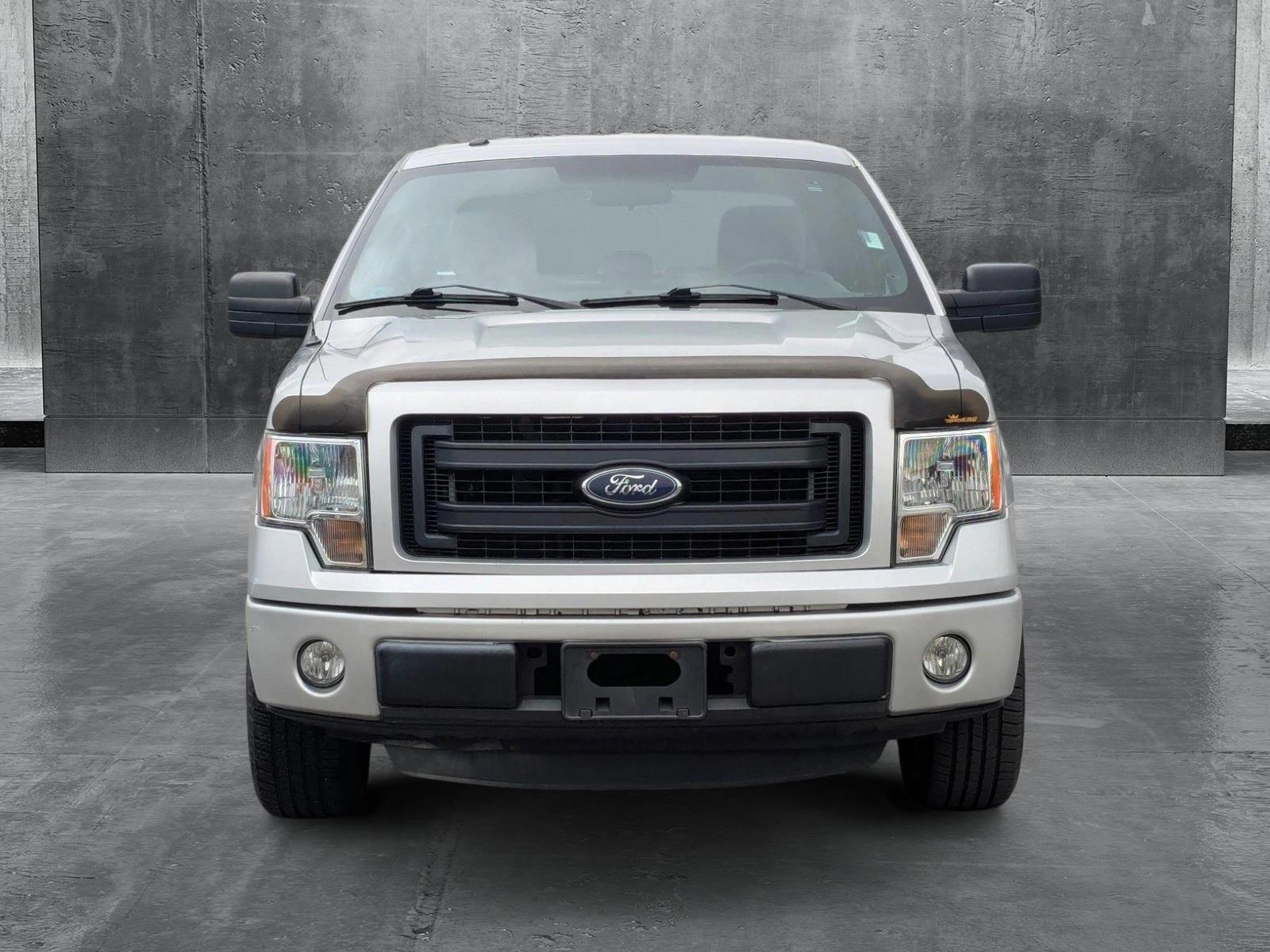 2013 Ford F-150 Vehicle Photo in St. Petersburg, FL 33713