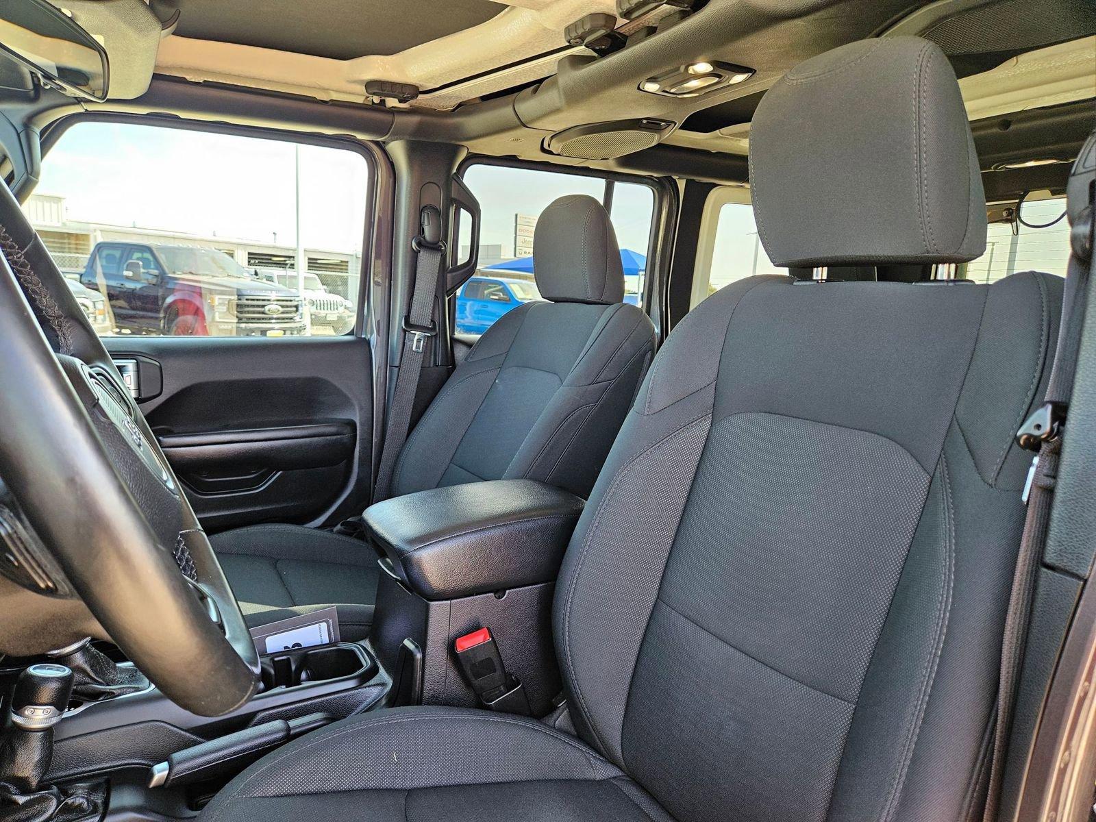 2020 Jeep Wrangler Unlimited Vehicle Photo in Seguin, TX 78155