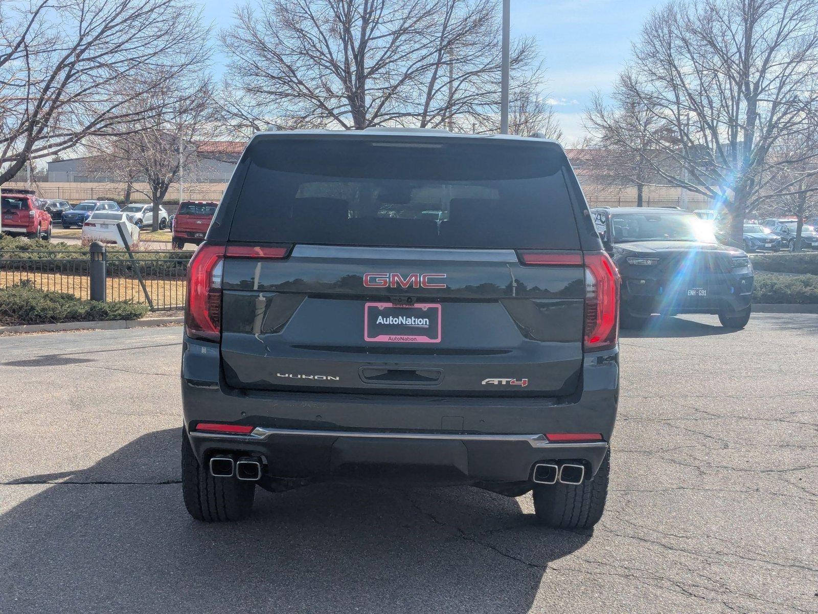 2025 GMC Yukon Vehicle Photo in LONE TREE, CO 80124-2750