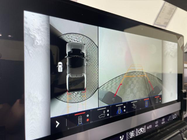 2025 GMC HUMMER EV Pickup Vehicle Photo in GILBERT, AZ 85297-0402