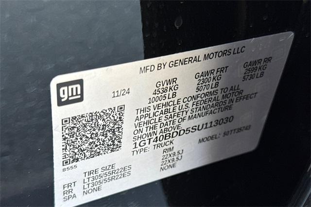 2025 GMC HUMMER EV Pickup Vehicle Photo in ELK GROVE, CA 95757-8703