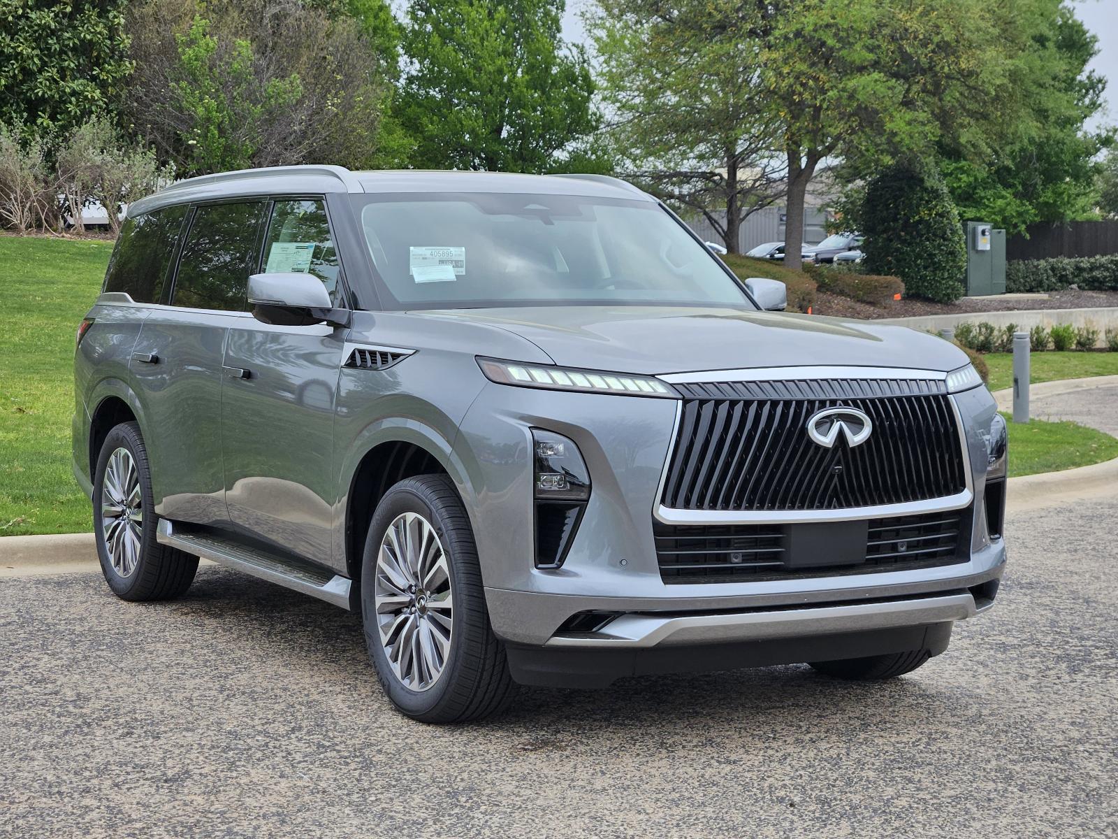 2025 INFINITI QX80 Vehicle Photo in Fort Worth, TX 76132