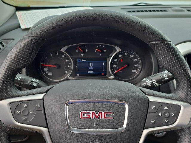 2022 GMC Terrain Vehicle Photo in Pleasant Hills, PA 15236