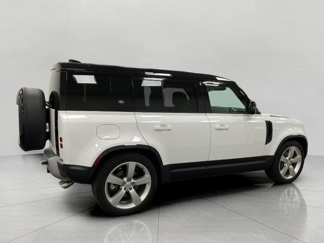 2024 Defender Vehicle Photo in Appleton, WI 54913