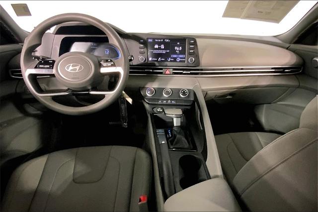 2024 Hyundai ELANTRA Vehicle Photo in Lees Summit, MO 64086