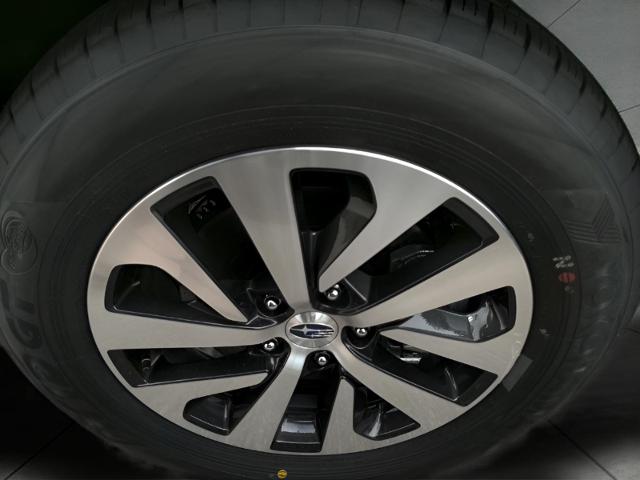 2025 Subaru Outback Vehicle Photo in Green Bay, WI 54304