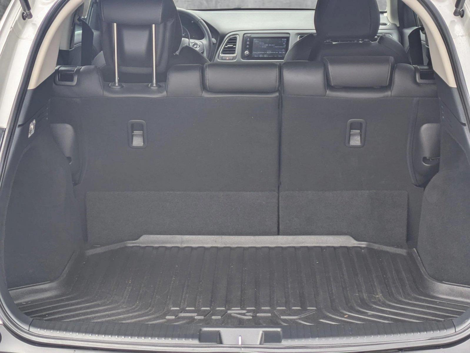 2022 Honda HR-V Vehicle Photo in Valencia, CA 91355-1794