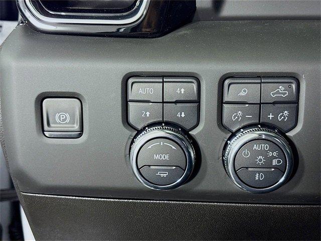 2025 GMC Sierra 2500 HD Vehicle Photo in PUYALLUP, WA 98371-4149