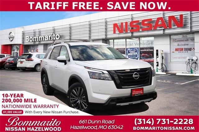 2025 Nissan Pathfinder Vehicle Photo in Hazelwood, MO 63042