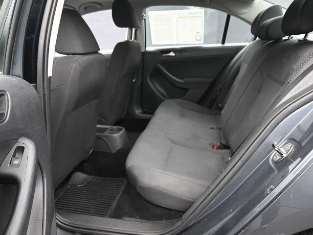 2012 Volkswagen Jetta Sedan Vehicle Photo in Cedar Rapids, IA 52402
